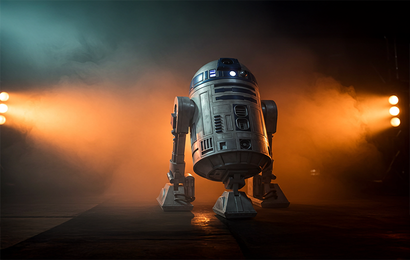 Blight Studios workshop – handcrafting a life-size R2-D2