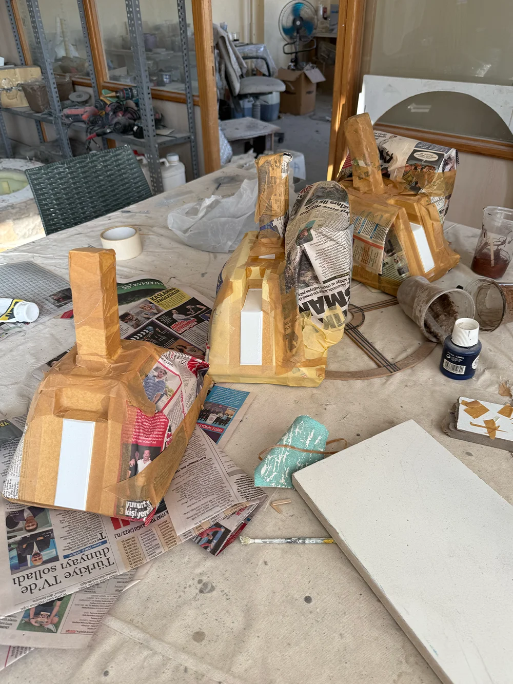 Blight Studios workshop – handcrafting a life-size R2-D2